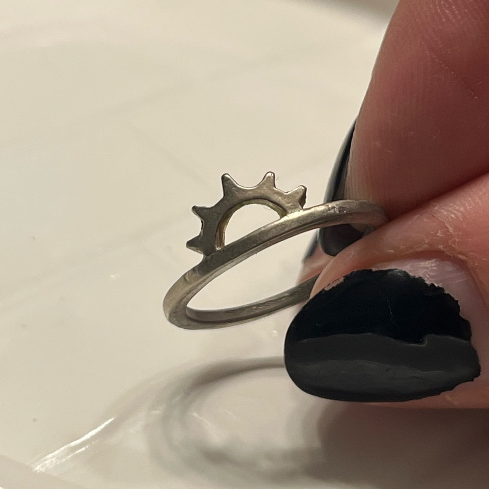 Ring ❤️‍🔥 - Picture 4 of 4